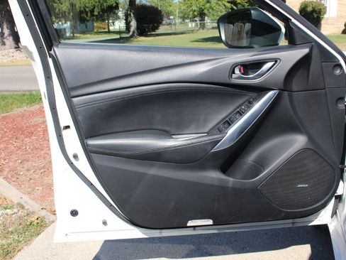 Used 2015 MAZDA MAZDA6 Touring image 12