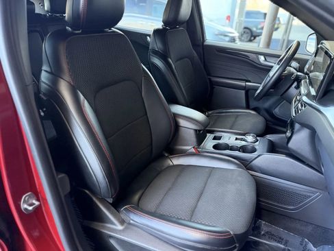 Used 2023 Ford Escape ST-Line Select w/ Tech Pack #2 image 19