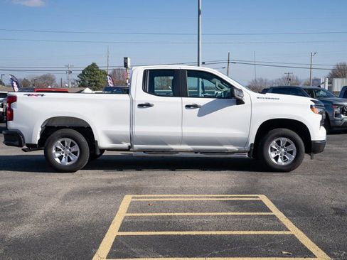 Used 2025 Chevrolet Silverado 1500 W/T w/ Trailering Package image 6