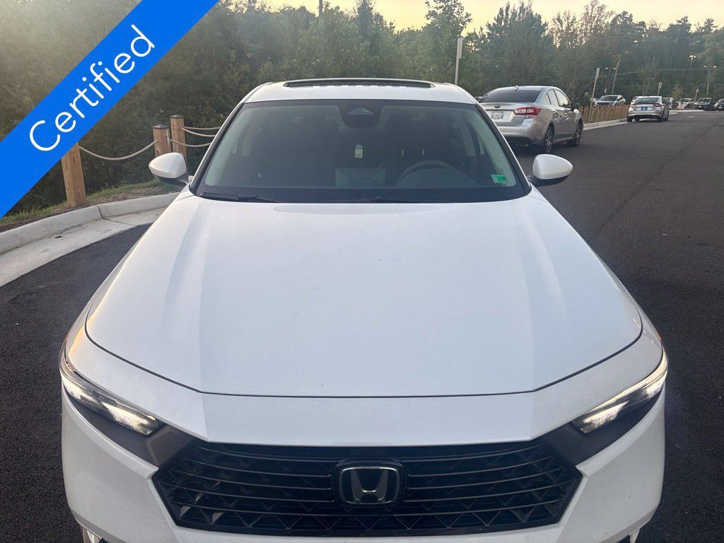 Used 2024 Honda Accord EX image 2
