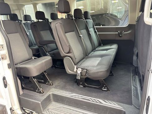 Used 2022 Ford Transit 350 XLT image 9