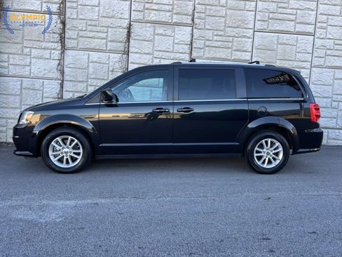 Used 2020 Dodge Grand Caravan SXT image 7