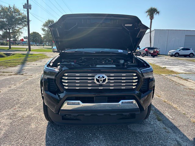 Used 2024 Toyota Tacoma Limited w/ Limited Package (LT) AWD/4WD image 20