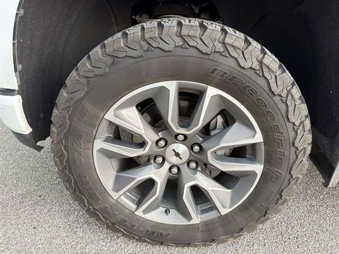 Used 2019 Chevrolet Silverado 1500 RST AWD/4WD image 10