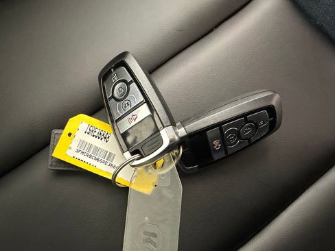 Used 2025 Ford Bronco Sport Outer Banks AWD/4WD image 29