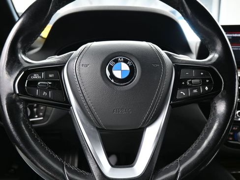 Used 2020 BMW 530i w/ Convenience Package image 27