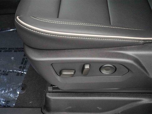 New 2026 Chevrolet Suburban Premier w/ Sun And Tow Package RWD image 19