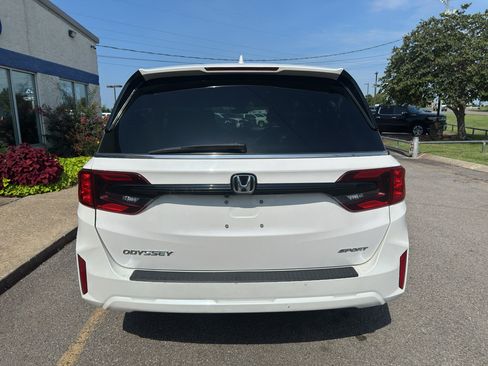 Used 2025 Honda Odyssey Sport-L image 5