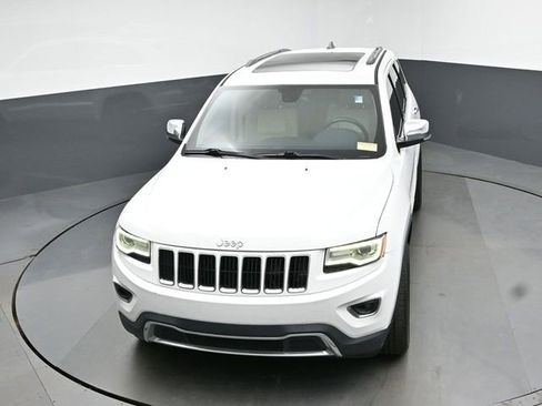 Used 2016 Jeep Grand Cherokee Limited w/ Luxury Group II image 23