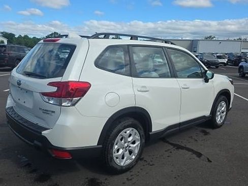 Certified 2023 Subaru Forester AWD/4WD image 4