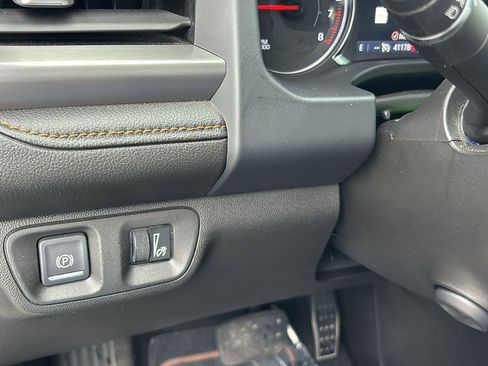 Certified 2023 GMC Acadia AT4 w/ Preferred Package image 26