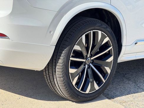 New 2026 Volvo XC90 B6 Ultra w/ Protection Package image 9
