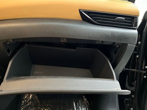 Used 2022 Nissan Sentra SV w/ SV Premium Package image 24