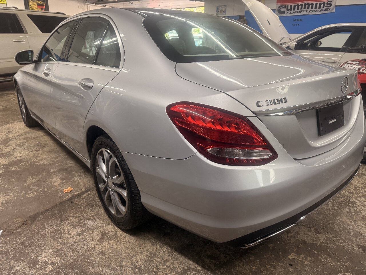Used 2015 Mercedes-Benz C 300 4MATIC Sedan image 7
