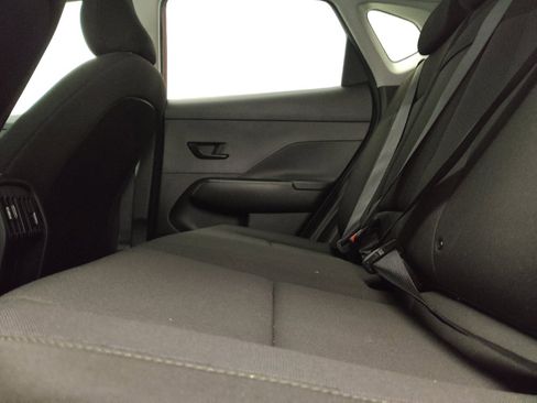 Used 2025 Hyundai Kona SEL FWD image 18
