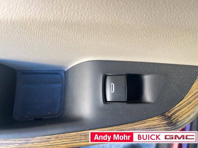 Used 2017 GMC Acadia Denali FWD image 36