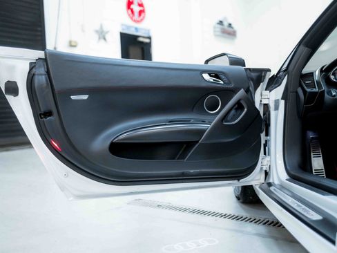 Used 2012 Audi R8 GT w/ Enhanced R8 GT Leather Pkg image 37