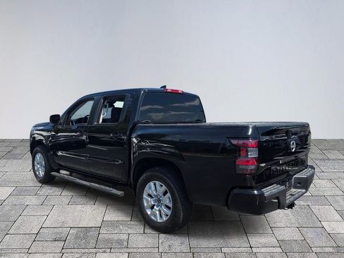 Used 2022 Nissan Frontier SV RWD image 5