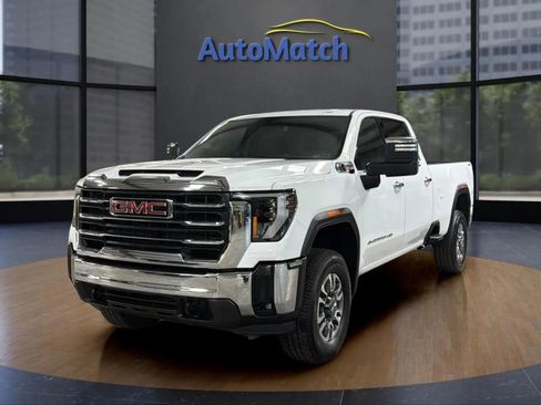Used 2024 GMC Sierra 3500 SLT image 4