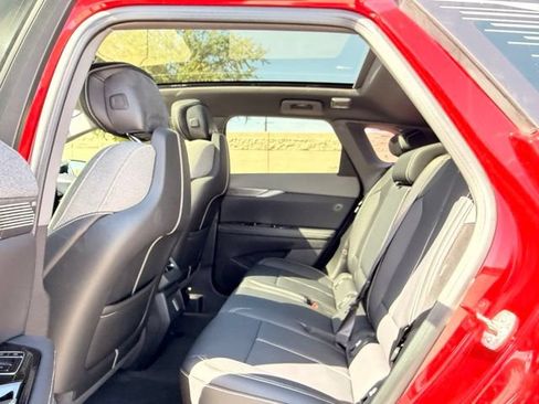 Used 2025 Cadillac Optiq Sport 1 AWD/4WD image 16