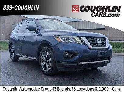 Used 2019 Nissan Pathfinder SV