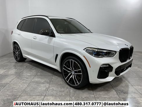 Used 2021 BMW X5 M50i w/ Executive Package image 8