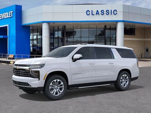 New 2026 Chevrolet Suburban LT w/ Comfort Package RWD image 2