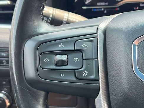 Used 2024 GMC Yukon XL Denali AWD/4WD image 24