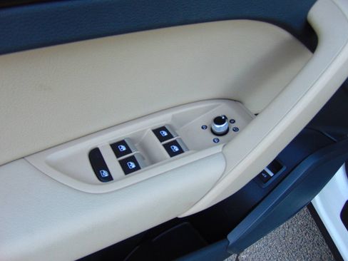 Used 2018 Audi Q5 2.0T Premium Plus w/ Premium Plus Package image 8