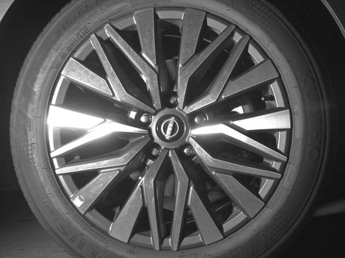 Used 2025 Nissan Altima 2.5 SV image 13