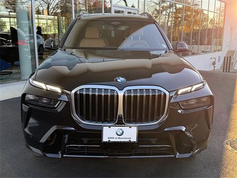 Certified 2023 BMW X7 xDrive40i w/ M Sport Package image 2