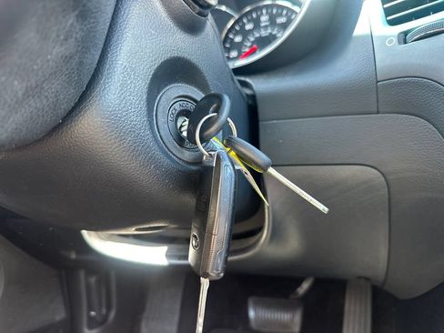 Used 2017 Kia Forte LX FWD image 18