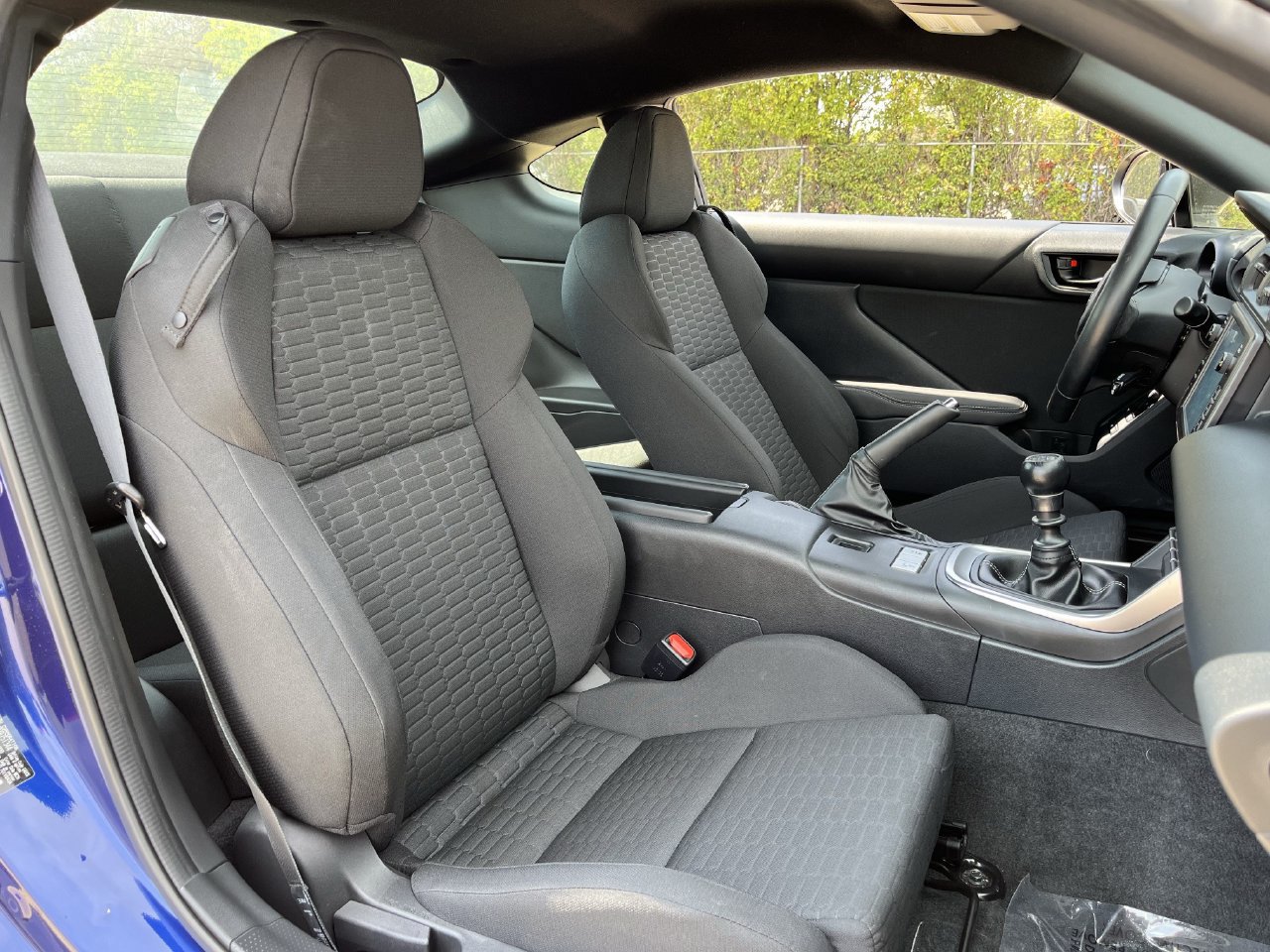 Used 2023 Toyota GR86 w/ ALL Weather Mat Package (TMS) RWD image 24
