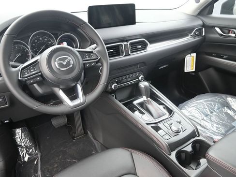 Used 2025 MAZDA CX-5 Carbon Edition image 16