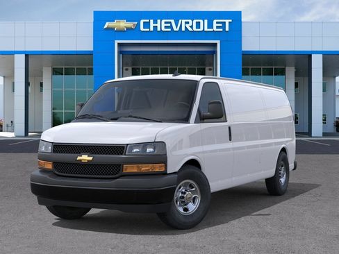 New 2026 Chevrolet Express 2500 Extended w/ Driver Convenience Package RWD image 6