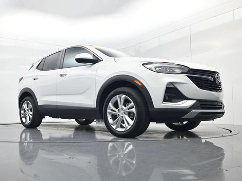 Used 2023 Buick Encore GX Preferred w/ Cold Weather Comfort Package AWD/4WD image 46