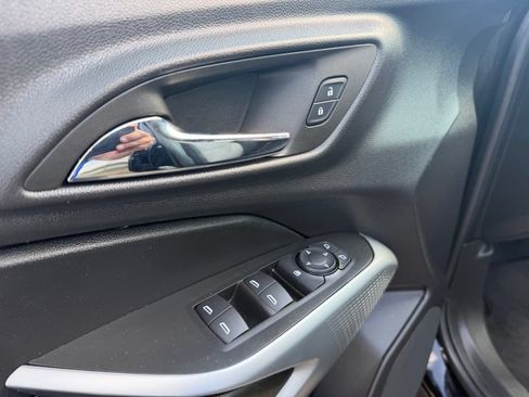 Used 2026 Chevrolet Trax LS FWD image 6
