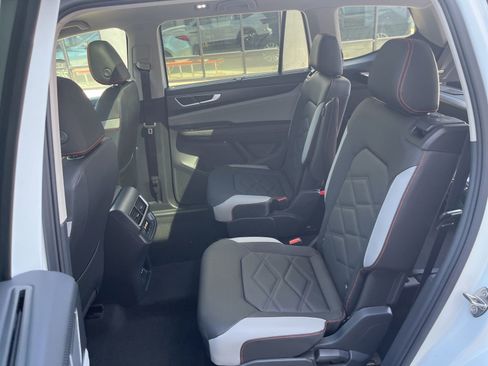 New 2026 Volkswagen Atlas Peak Edition AWD/4WD image 25