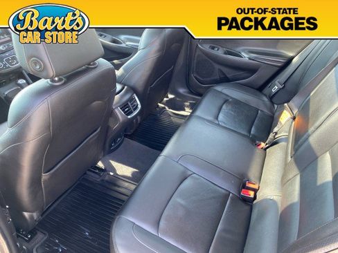 Used 2017 Chevrolet Malibu LT w/ Leather Package image 20