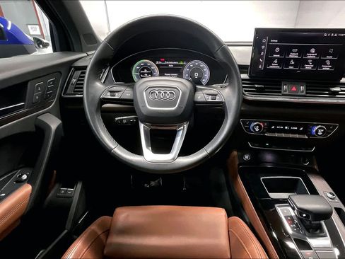 Used 2023 Audi Q5 e Premium Plus w/ Premium Plus Package image 8