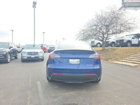 Used 2022 Tesla Model Y Performance image 8