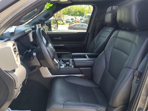 Used 2025 Toyota Tundra Limited AWD/4WD image 24
