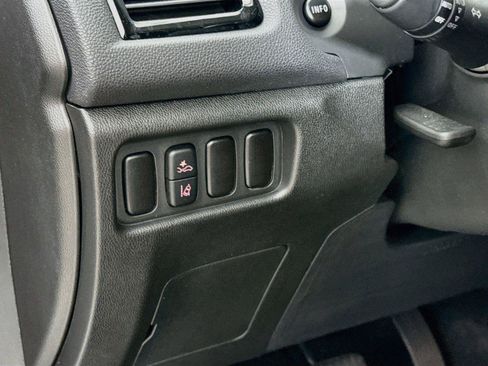 Used 2026 Mitsubishi Outlander Sport LE AWD/4WD image 12