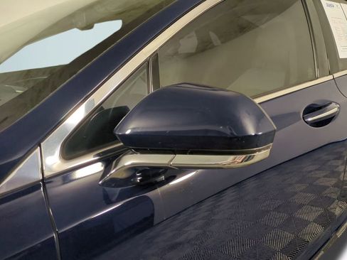 Used 2018 Lincoln MKZ Reserve image 12