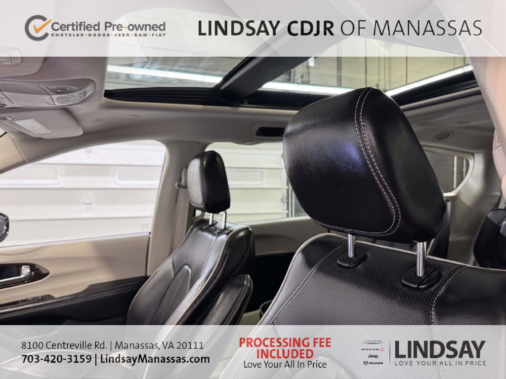 Used 2023 Chrysler Pacifica Limited FWD image 21