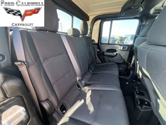 Used 2023 Jeep Gladiator Sport AWD/4WD image 32