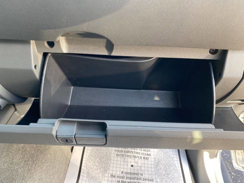 Used 2012 Nissan Frontier SV w/ SV Premium Utility Pkg image 31