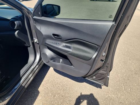 Used 2024 Nissan Kicks S FWD image 16