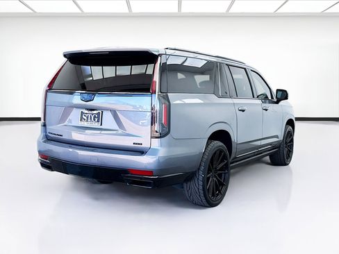 Used 2021 Cadillac Escalade ESV Sport w/ Driver Assist Tech Package image 4