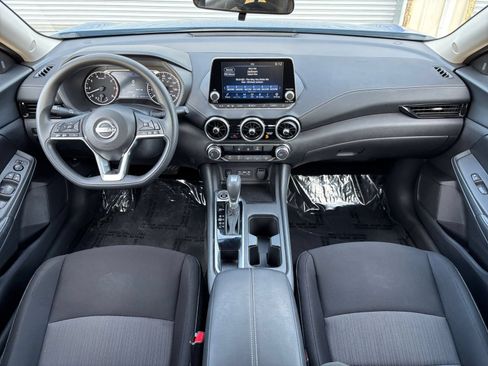Used 2025 Nissan Sentra SV FWD image 26